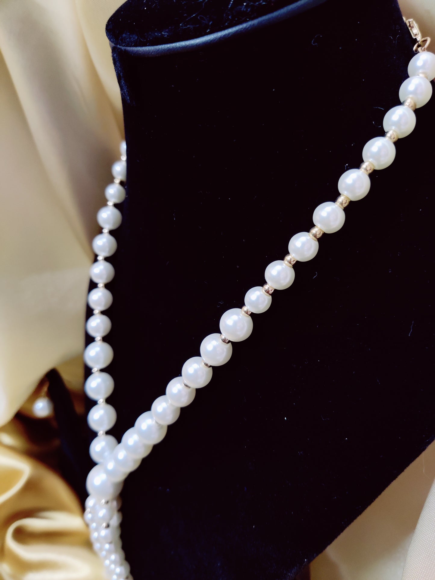 long pearl neck pendant